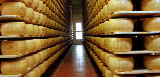 O queijo parmesão Parmigiano Reggiano